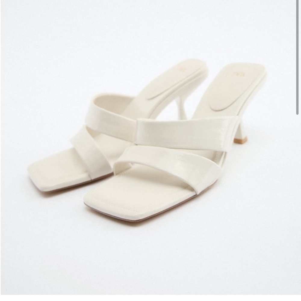 Zara white padded heeled sandals size 38/7.5 NWT